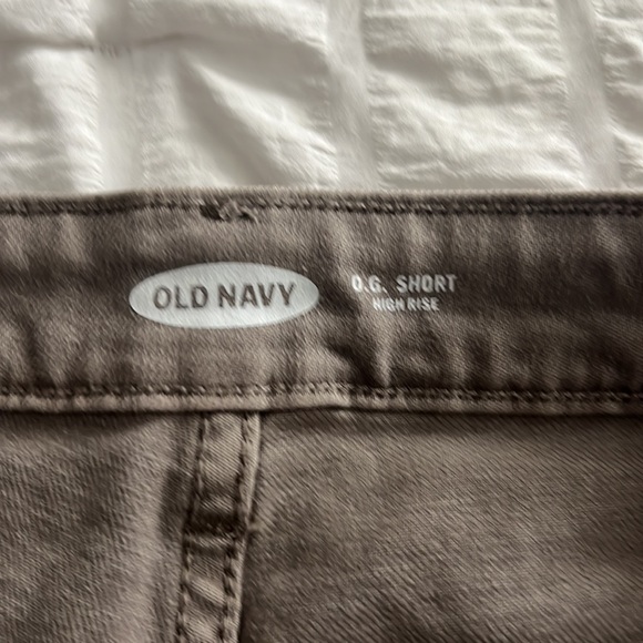 High Rise Shorts - Picture 3 of 6